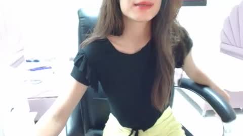 Christal Gil online show from March 2025 04:01:01 AM