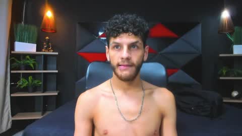 chris_grey2 online show from June 2026 05:44:01 PM