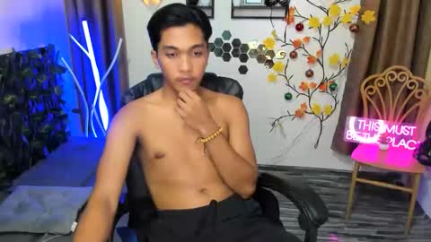 chris_hardfucker online show from December 2025 11:58:02 AM