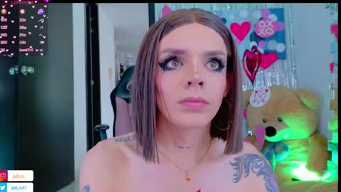 Snapshot of chris_parker01 chatting on February 2025 03:41:02 PM juli Instagram july rv17 - Twitter juli rv17 online show from February 2025 03:41:02 PM