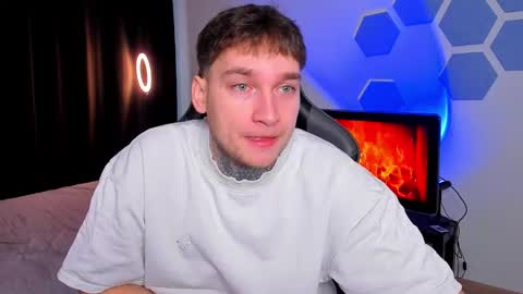 Chris Tyson online show from November 2025 07:56:01 AM