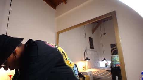Snapshot of chris_weell chatting on January 2025 03:04:02 AM Chris Weell online show from January 2025 03:04:02 AM
