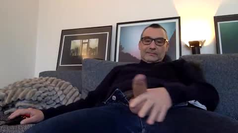 chrispanam13 online show from December 2025 09:58:02 AM