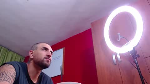 chriss_james online show from October 2025 02:13:01 AM
