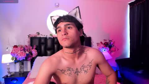 Snapshot of chriss_wg_ chatting on November 2025 05:26:02 PM Christian Wang online show from November 2025 05:26:02 PM