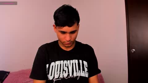 Snapshot of chriss_wg_ chatting on November 2025 07:24:02 PM Christian Wang online show from November 2025 07:24:02 PM