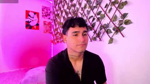 Snapshot of chriss_wg_ chatting on January 2026 07:06:02 PM Christian Wang online show from January 2026 07:06:02 PM