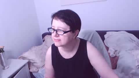 Christa online show from March 2026 12:41:01 PM