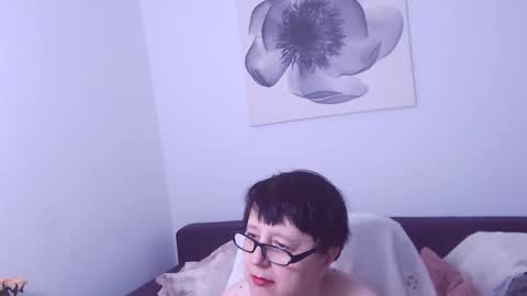 Christa online show from May 2026 06:13:01 PM