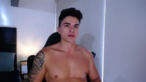 Snapshot of christianvalenzia chatting on January 2025 02:25:01 PM Christian online show from January 2025 02:25:01 PM