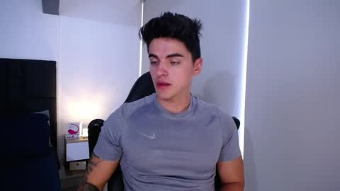 Snapshot of christianvalenzia chatting on January 2025 04:04:01 PM Christian online show from January 2025 04:04:01 PM