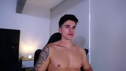 Snapshot of christianvalenzia chatting on October 2025 12:22:02 PM Christian online show from October 2025 12:22:02 PM