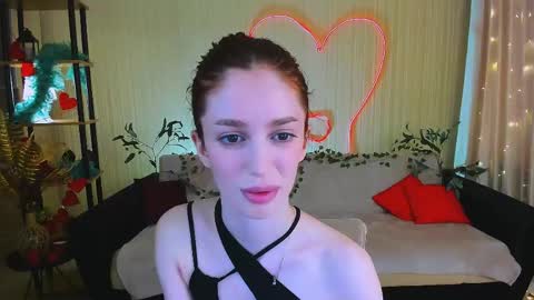 Snapshot of christinaconteeree chatting on May 2026 01:51:02 PM christinaconteeree online show from May 2026 01:51:02 PM