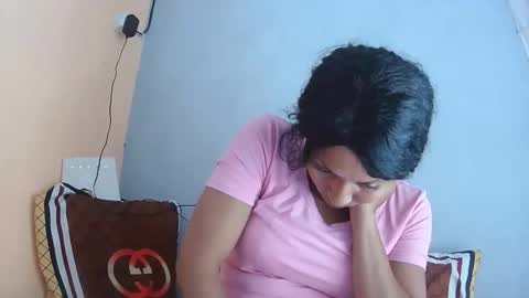 Snapshot of christine213 chatting on November 2025 10:28:02 AM christine213 online show from November 2025 10:28:02 AM