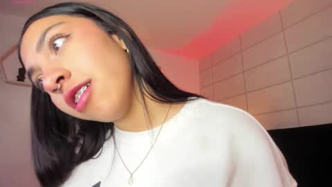 Snapshot of christine_harper chatting on September 2025 11:55:01 AM Christine online show from September 2025 11:55:01 AM