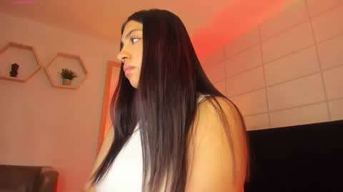 Snapshot of christine_harper chatting on November 2025 12:05:02 PM Christine online show from November 2025 12:05:02 PM