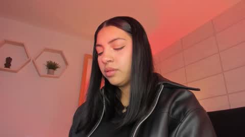 Snapshot of christine_harper chatting on December 2025 12:10:01 PM Christine online show from December 2025 12:10:01 PM