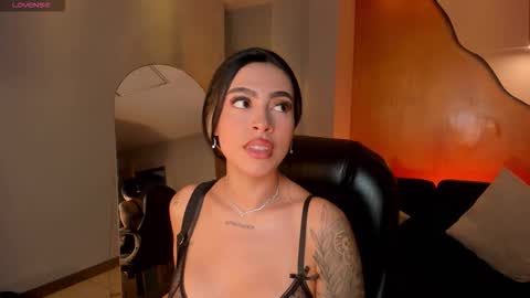 Snapshot of christineford1 chatting on December 2025 12:47:01 PM Christine Ford online show from December 2025 12:47:01 PM