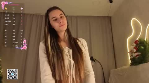 Ellie online show from December 2025 04:44:01 PM