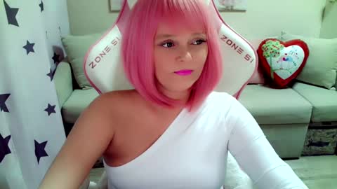 Snapshot of christirose chatting on February 2025 07:38:02 AM Christi online show from February 2025 07:38:02 AM