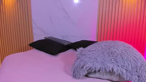 Snapshot of christopher_hunter chatting on February 2026 11:14:02 PM Chrisopher Hunter online show from February 2026 11:14:02 PM