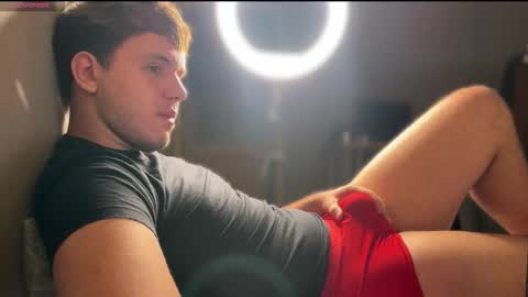 Christopher online show from September 2025 05:04:01 PM