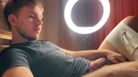 Christopher online show from April 2026 07:23:02 AM