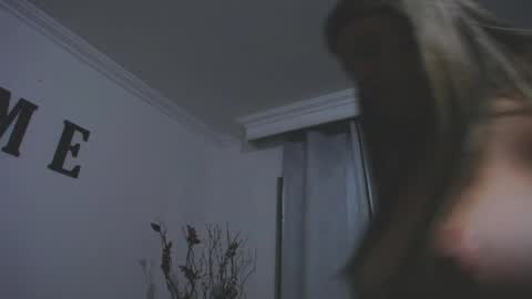 Christy Diaz online show from May 2026 11:01:04 PM