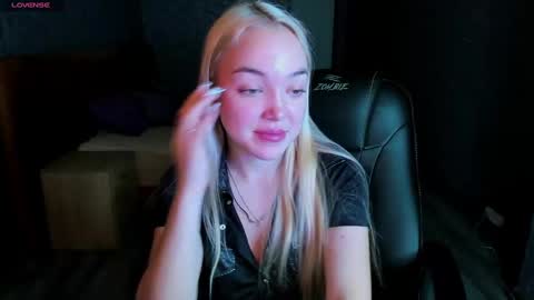 hristy3 online show from February 2025 08:20:01 AM