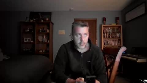 chrisw8121 online show from November 2025 10:51:02 AM