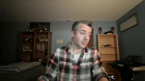 chrisw8121 online show from March 2026 11:19:01 PM