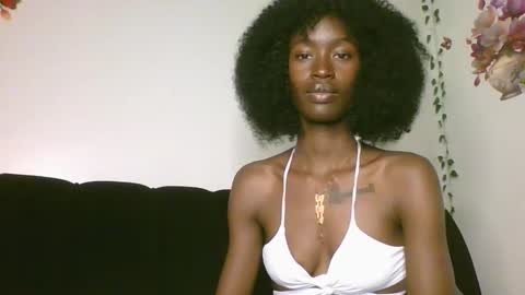 chroe22 online show from February 2026 09:33:01 PM