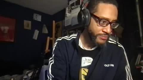 Snapshot of chronicle_of_biddick chatting on February 2026 10:41:02 AM Vinny.D online show from February 2026 10:41:02 AM