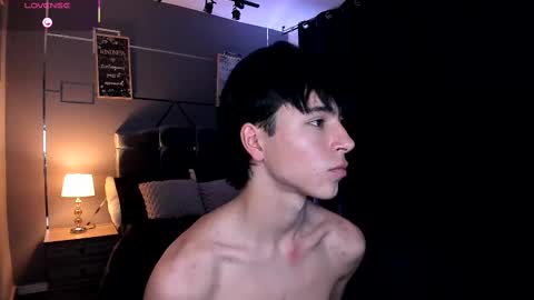 chrristopher77 online show from September 2025 08:19:01 PM