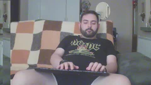 Snapshot of chubbbybo chatting on November 2025 07:26:01 PM Chubby Boy97 online show from November 2025 07:26:01 PM