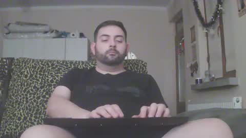 Snapshot of chubbbybo chatting on November 2025 07:02:01 PM Chubby Boy97 online show from November 2025 07:02:01 PM