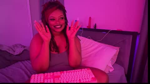 EmberEssence online show from November 2025 06:14:02 AM