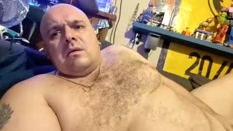 chubbyman40 online show from January 2026 07:19:01 PM