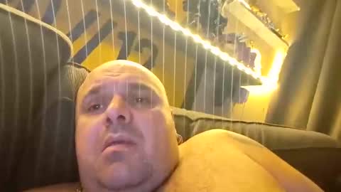 Snapshot of chubbyman40 chatting on May 2026 08:03:02 PM chubbyman40 online show from May 2026 08:03:02 PM