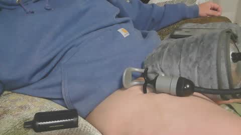 Snapshot of chubbytuna chatting on December 2024 02:27:01 AM Chubbypumper online show from December 2024 02:27:01 AM