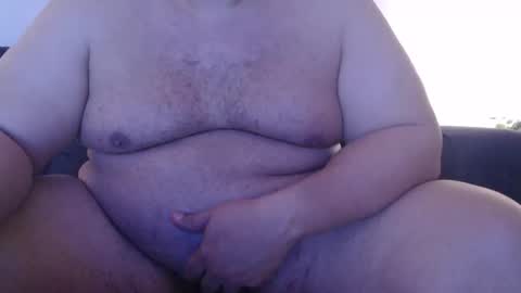 AstorYvr online show from February 2026 03:26:01 AM