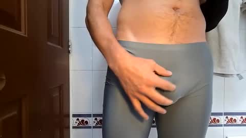 Jhonnyy online show from April 2026 04:13:01 PM