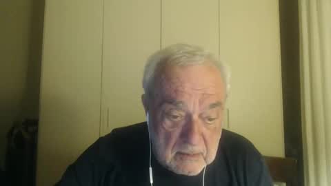 Snapshot of ciaoamoremio4 chatting on February 2025 08:33:02 PM ciaoamoremio4 online show from February 2025 08:33:02 PM