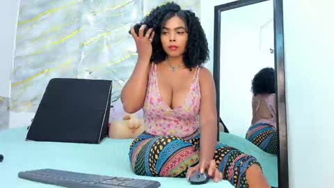 ciaraharrys online show from December 2025 06:45:02 PM