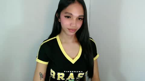 Snapshot of cici_02 chatting on June 2026 02:24:02 AM call me Cici online show from June 2026 02:24:02 AM