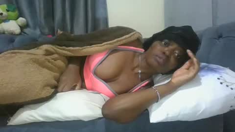 Snapshot of cilia_petite chatting on July 2026 02:42:01 AM cilia petite online show from July 2026 02:42:01 AM