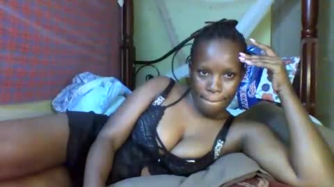 Snapshot of cinddy_14 chatting on January 2025 08:13:02 AM cinddy 14 online show from January 2025 08:13:02 AM