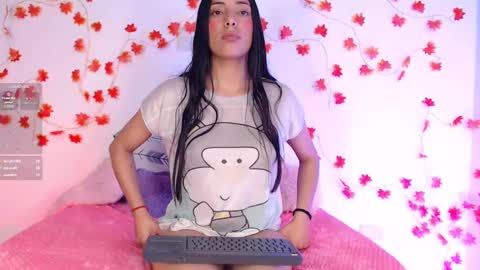 Sofi Eva and Mey online show from March 2025 08:01:02 PM
