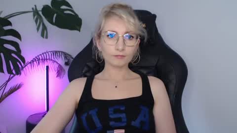 Snapshot of cinderellamoon chatting on July 2026 05:20:02 AM Cinderella online show from July 2026 05:20:02 AM