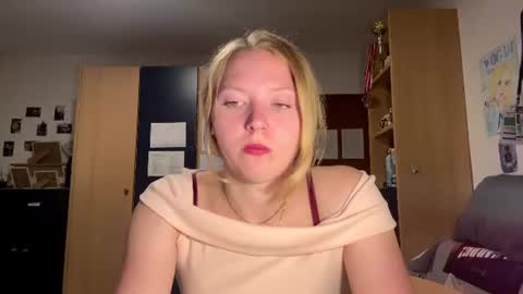 Holy online show from July 2026 07:16:02 PM